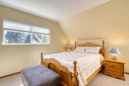 Basement Recreation Room Photo of 13282 Keelson Road, Garden Bay, BC