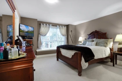Powder Room Photo of 5878 Garrison Boulevard, Chilliwack, BC
