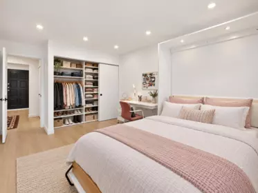 Office / Den Photo of 1 2206 Folkestone Way, West Vancouver, BC