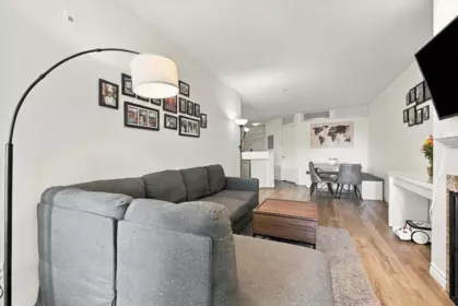 323 760 Kingsway, Vancouver, BC, Vancouver — Apartment/Condo for sale