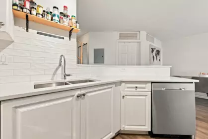 Primary Bedroom Photo of 323 760 Kingsway, Vancouver, BC
