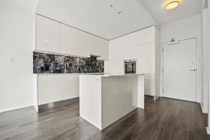 4705 1955 Alpha Way, Burnaby, BC, Burnaby — Apartment/Condo for sale