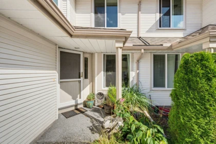 60 9045 Walnut Grove Drive, Langley, BC, Langley — Townhouse for sale