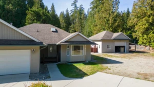 619 Ocean View, Gibsons, BC