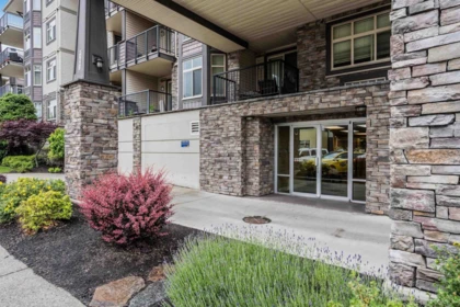 412 45893 Chesterfield Avenue, Chilliwack, BC, Chilliwack — Apartment/Condo for sale