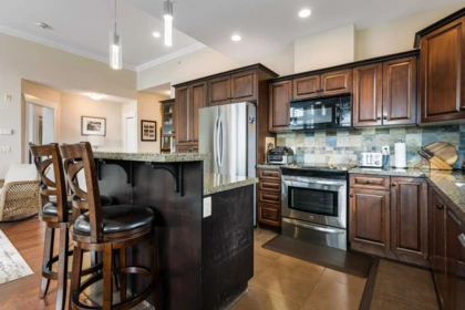 Guest Bathroom Photo of 412 45893 Chesterfield Avenue, Chilliwack, BC