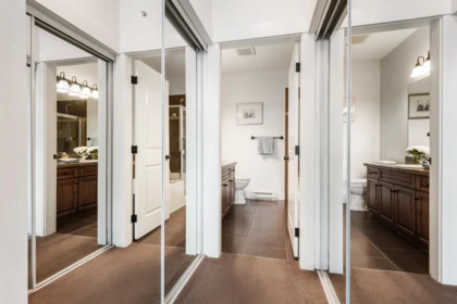 Mudroom Photo of 412 45893 Chesterfield Avenue, Chilliwack, BC