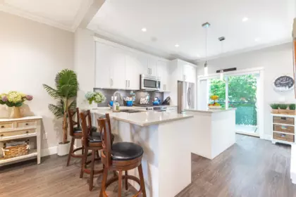 42 6591 195a Street, Surrey, BC, Surrey — Townhouse for sale