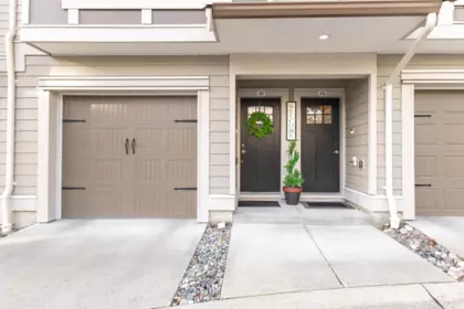 42 6591 195a Street, Surrey, BC, Surrey — Townhouse for sale