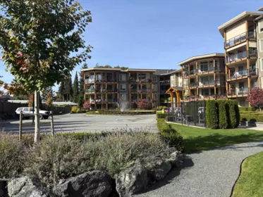 203 45750 Keith Wilson Road, Chilliwack, BC, Chilliwack — Apartment/Condo for sale