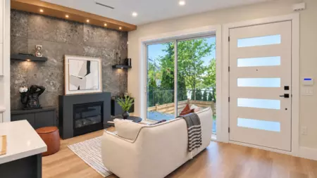 1 746 E 12th Avenue, Vancouver, BC, Vancouver — Half Duplex for sale
