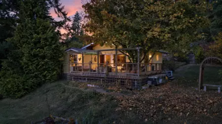 130 Booth Canal Road, Salt Spring Island, BC, Salt Spring Island — Single Family Residence for sale