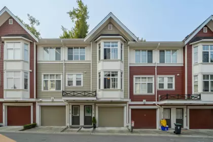 42 20852 77a Avenue, Langley, BC, Langley — Townhouse for sale