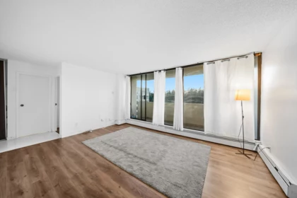 1606 4300 Mayberry Street, Burnaby, BC, Burnaby — Apartment/Condo for sale
