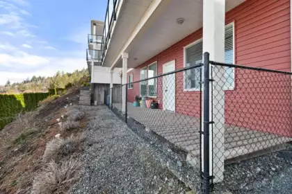 47267 Skyline Drive, Chilliwack, BC, Chilliwack — Single Family Residence for sale