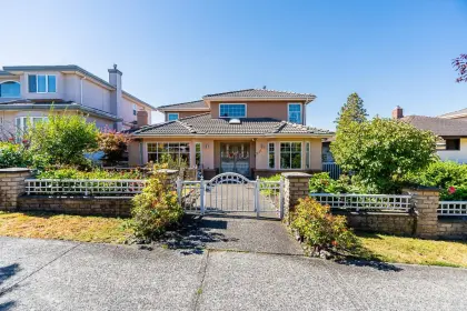 2138 E 61st Avenue, Vancouver, BC, Vancouver — Single Family Residence for sale