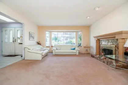 2138 E 61st Avenue, Vancouver, BC, Vancouver — Single Family Residence for sale