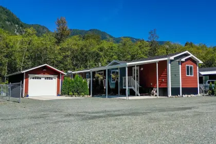 34 59060 Lougheed Highway, Agassiz, BC, Agassiz — Manufactured Home for sale