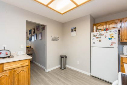 Breakfast Nook Photo of 307 32823 Landeau Place, Abbotsford, BC