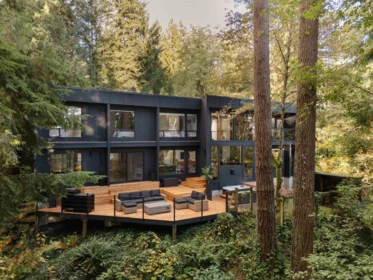 4069 Madeley Road, North Vancouver, BC, North vancouver — Single Family Residence for sale