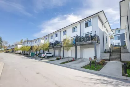 123 15235 Sitka Drive, Surrey, BC, Surrey — Townhouse for sale