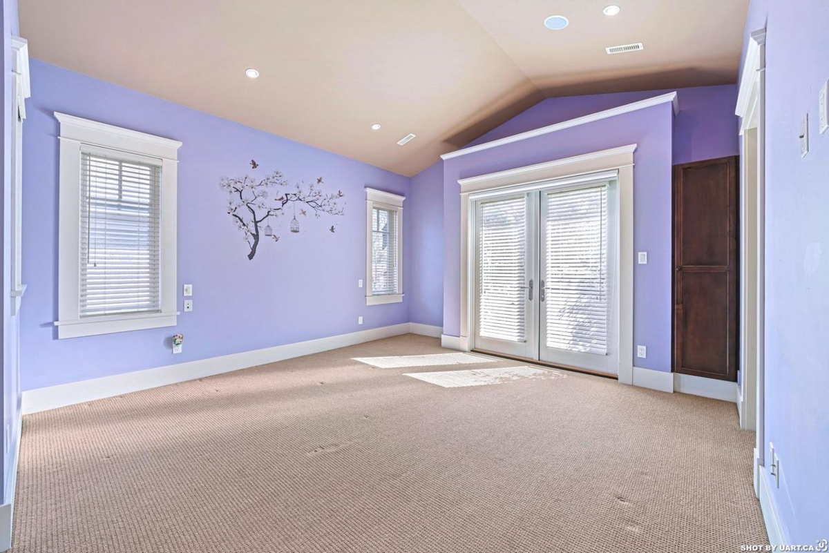 Primary Bathroom Photo of 1255 W 26th Avenue, Vancouver, BC