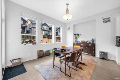 Breakfast Nook Photo of 24355 112b Avenue, Maple Ridge, BC