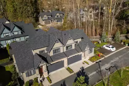 4 7979 152 Street, Surrey, BC, Surrey — Townhouse for sale