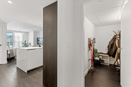 2510 1111 Richards Street, Vancouver, BC, Vancouver — Apartment/Condo for sale