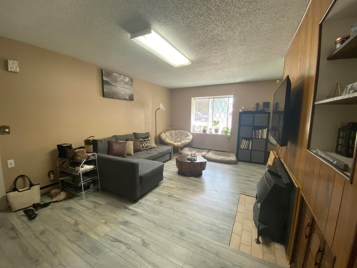 Exterior Rear Photo of 32525 George Ferguson Way, Abbotsford, BC