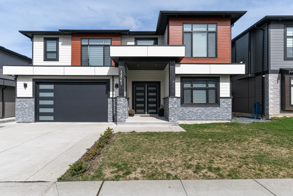 Exterior Front Photo of 32741 Carter Avenue, Mission, BC