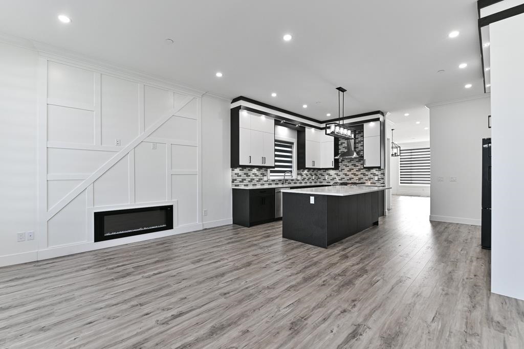 Family Room Photo of 32741 Carter Avenue, Mission, BC