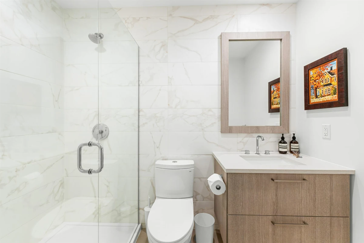 Loft / Bonus Room Photo of 407 733 E 3rd Street, North Vancouver, BC