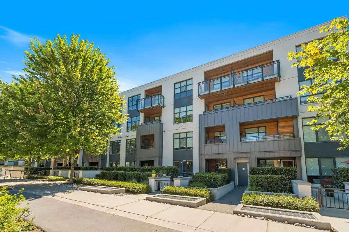 Neighborhood Park Photo Near 407 733 E 3rd Street, North Vancouver, BC