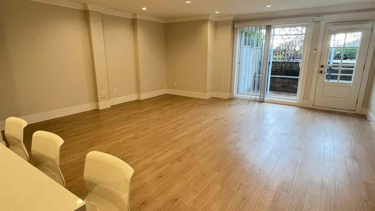 Hot Tub / Spa Photo of 320 E Keith Road, North Vancouver, BC