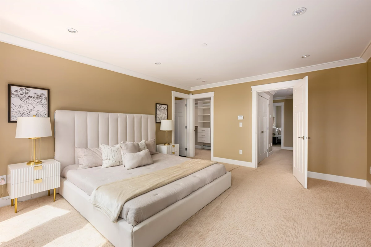 Loft / Bonus Room Photo of 320 E Keith Road, North Vancouver, BC