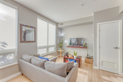 213 9388 Odlin Road, Richmond, BC, Richmond — Apartment/Condo for sale