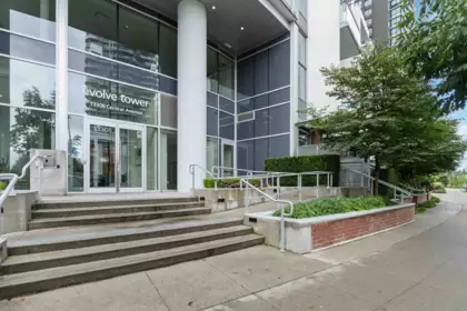 1310 13308 Central Avenue, Surrey, BC