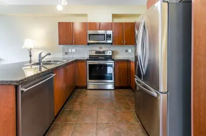 210 2346 Mcallister Avenue, Port Coquitlam, BC, Port Coquitlam — Apartment/Condo for sale