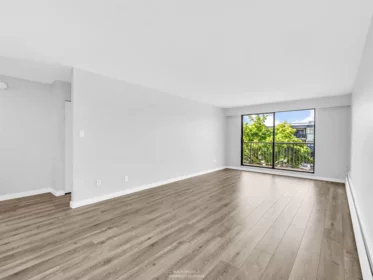 106 252 W 2nd Street, North Vancouver, BC, North Vancouver — Apartment/Condo for sale
