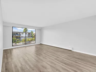 106 252 W 2nd Street, North Vancouver, BC, North Vancouver — Apartment/Condo for sale