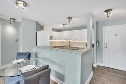 414 33738 King Road, Abbotsford, BC, Abbotsford — Apartment/Condo for sale