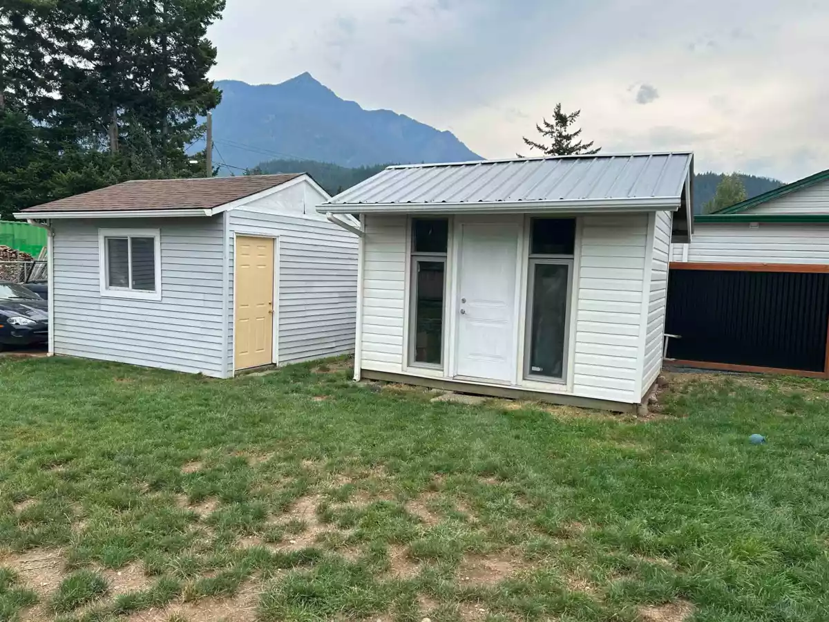 Outdoor Patio Photo of 567 Thacker Avenue, Hope, BC