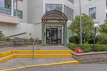 206 33030 George Ferguson Way, Abbotsford, BC, Abbotsford — Apartment/Condo for sale