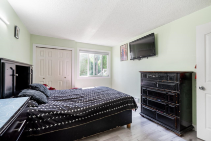 Mudroom Photo of 104 13915 72 Avenue, Surrey, BC