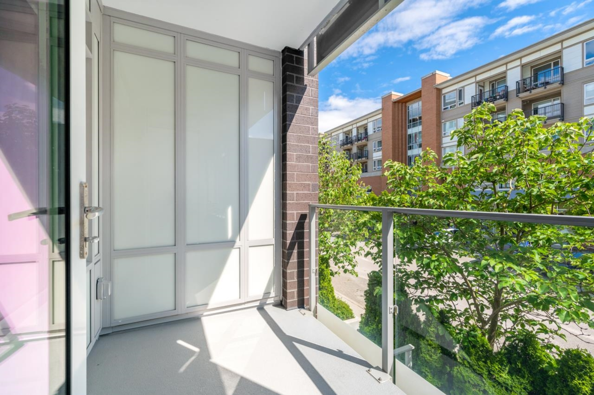Primary Bathroom Photo of 206 10780 No. 5 Road, Richmond, BC