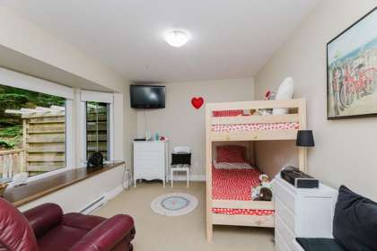 Basement Recreation Room Photo of 405 Gavin Road, Keats Island, BC