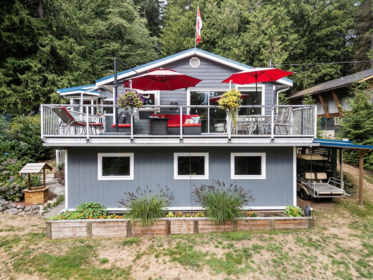 405 Gavin Road, Keats Island, BC, Keats Island — 3 bed single family residence for sale