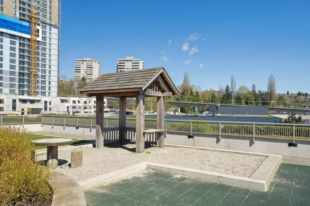 Hot Tub / Spa Photo of 3103 5333 Goring Street, Burnaby, BC