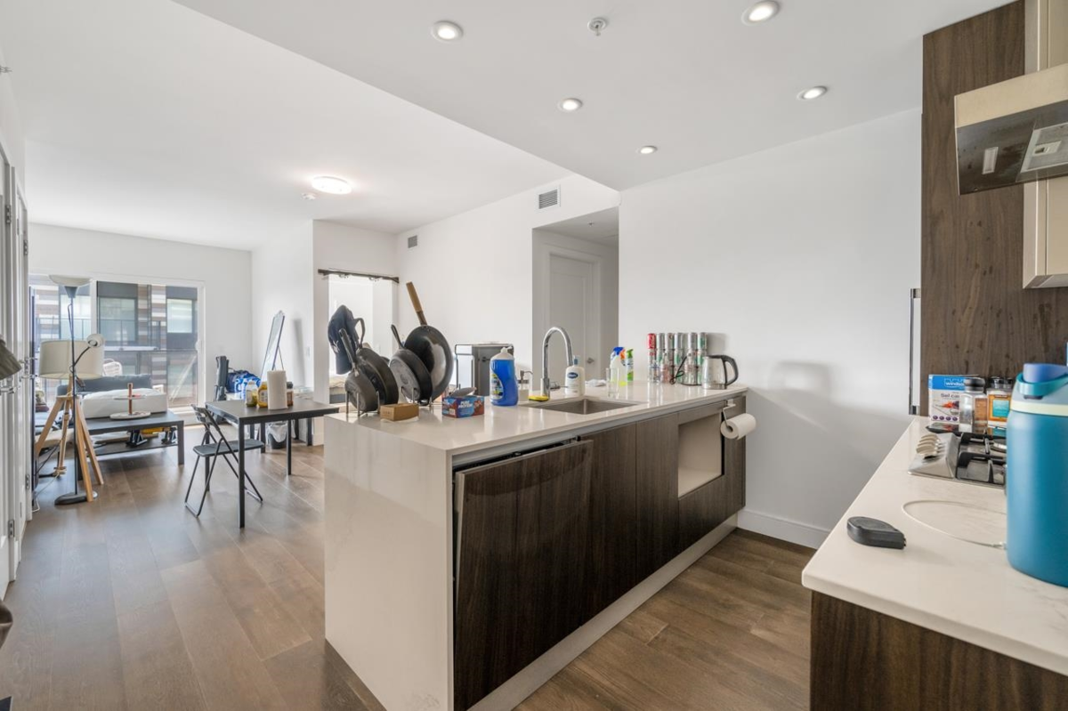 Breakfast Nook Photo of 304 488 W 58th Avenue, Vancouver, BC